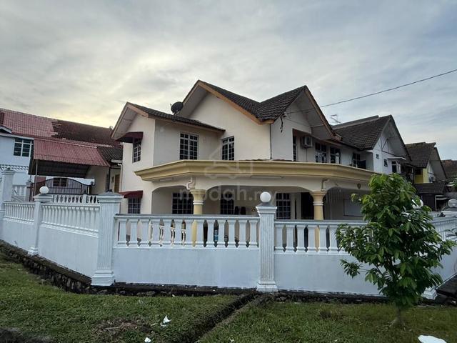 2.5 Storey House@Ulu Tiram｜Corner Lot｜New Painted｜Partial Furnished 1