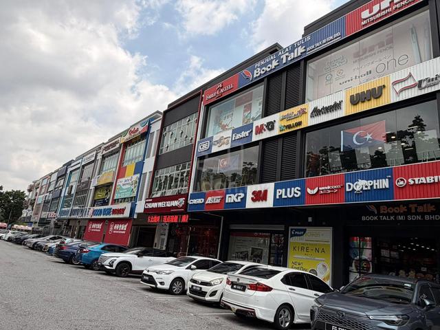 Jalan Sutera Pulai 3 Storey Corner Shoplot 1