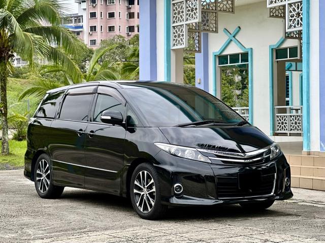(2016 reg) FullLoan 2014 Toyota ESTIMA 2.4 AERAS - 2