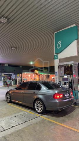 2010 Bmw 320i SPORTS (CKD) 2.0 FACELIFT (A) - 5