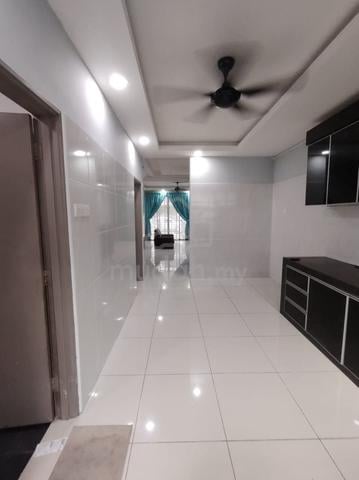 Bandar Tiram @ Double Storey House Intermediate For Sale 1