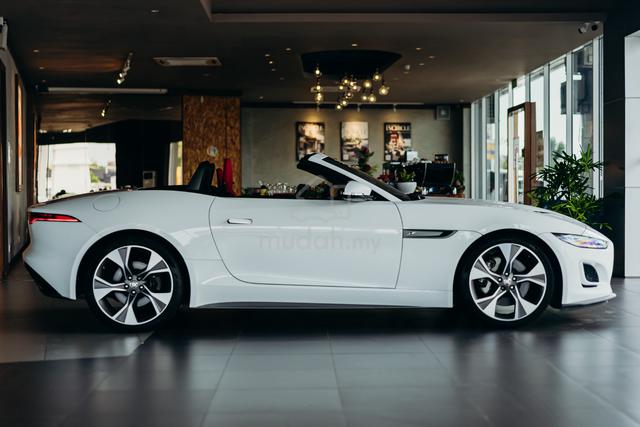 2021 Jaguar F-TYPE 2.0L #cabriolet #redinterior - 3