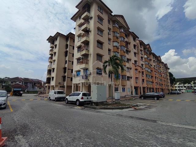 Pangsapuri Carmila 1