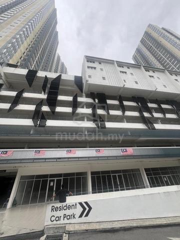 Commercial retail unit at Cerrado for sale 1