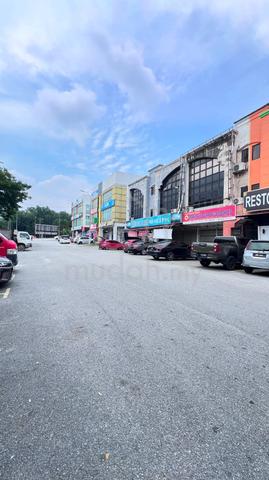 Kajang Bandar Teknologi Intermediate Upper Floor Shoplot For Rent 1