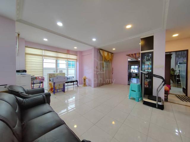 CHEAP l Taman Padi View l 3 Storey l Semi D l 8 Bedrooms l Partial 1