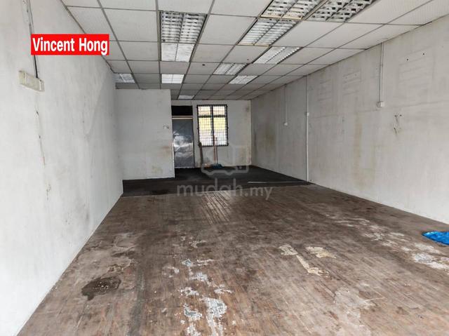 Raja Uda Main road ground floor Shop 900 sq.ft 1