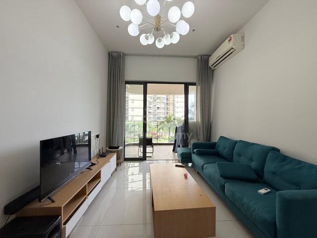 Bay Laurel @ Country Garden Danga Bay 1
