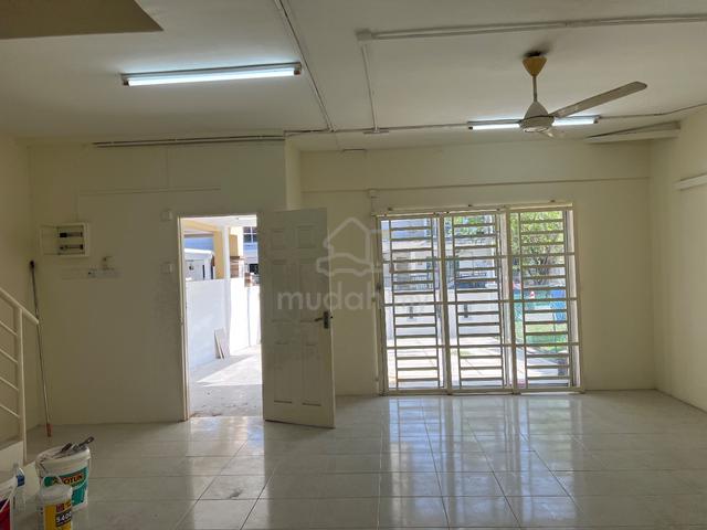 Cassia Barat, 2 Tgt. Rumah Tengah - Jalan ke  Jeti Pulau Aman 1