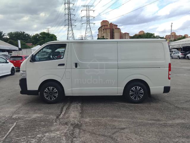 2013 Toyota HIACE 2.5 PANEL VAN (M) Full Service - 1
