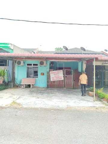 Rumah Teres Alor Gajah, Melaka 1