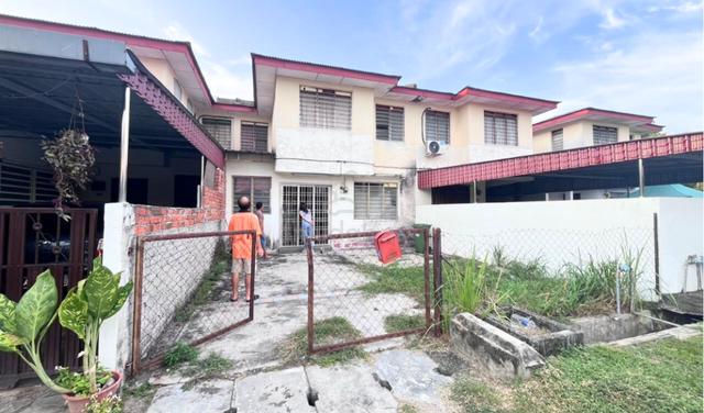 Meru Damai Double Storey Freehold Fully Renovated Full Loan Ipoh 1