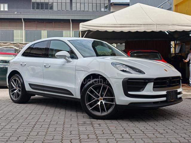 2023 Porsche MACAN NFL / FREE 5 YEARS WARRANTY - 1
