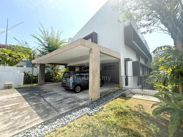LUXURY UNIT with private swimming pool @ 20 Trees West, Taman Melawati 1