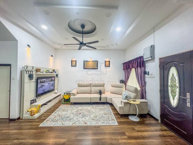 [FULLY RENO EXSTEND] 3 Storey Terrace Taman Ukay Perdana, Ampang 1