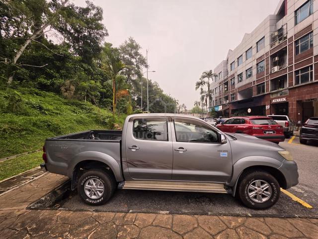 2013 Toyota HILUX 2.5 G - 4