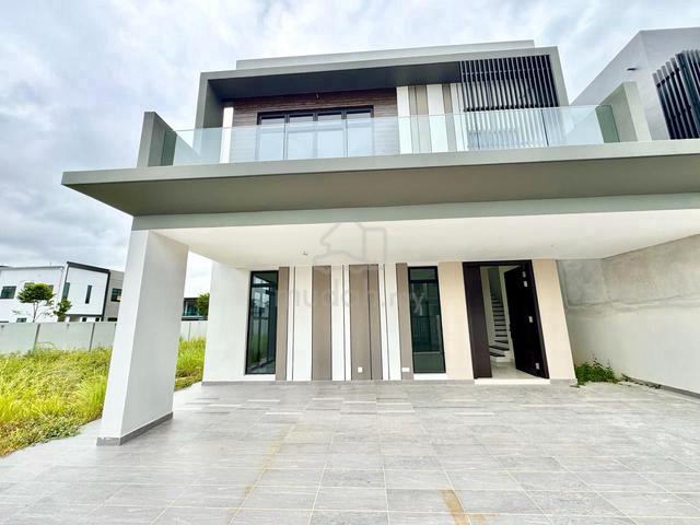 DANGA SUTERA, JOHOR - Corner Lot Semi-D Doubles Storey 1