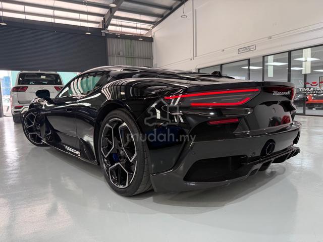 2022 Maserati MC20 3.0 600 km done Like New - 5
