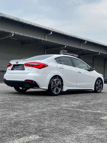 2015 Kia CERATO K3 2.0 - 4