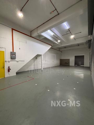 2 STorey High Ceiling Shoplot suitable as Small Warehouse 1