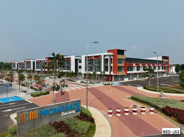 BRAND NEW UNIT !! 45x70 Promenade Triple Storey Shoplot Bandar Rimbayu 1