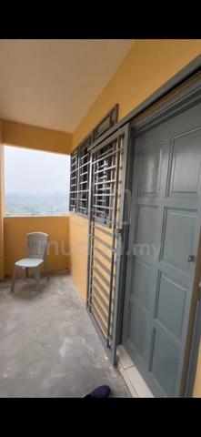Residensi Bistaria 1