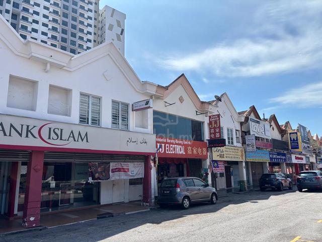 Shoplot at sunway tunas, bayan baru for rent!! 1