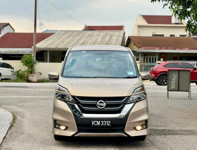ON THE ROAD 2018 Nissan SERENA 2.0 - 3