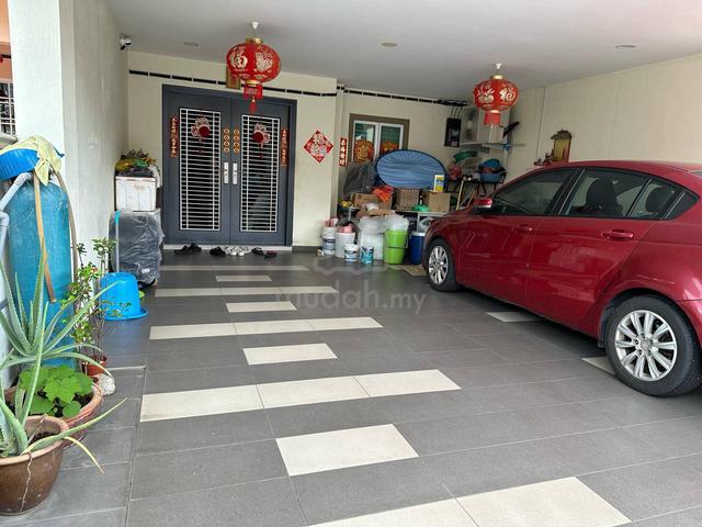 Fully Furnished Double Storey Terrace Large Built Up Ayer Keroh 1