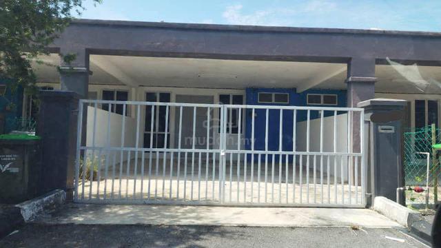 Single-Storey Terraced House For Rent 1