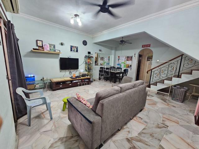 Bandar Sungai Long SL6 Double Storey House Renovated Partly Furnished 1