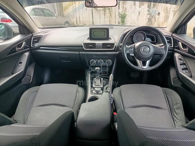 2015 Mazda 3 2.0 SKYACTIV (A) - 4