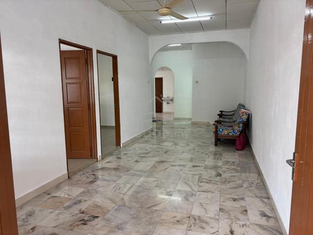 Taman keladi semi-d for rent 1