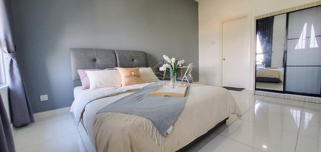 Beautiful Fully Furnished Room For Rent Near CIQ, Johor Bharu 💛 1