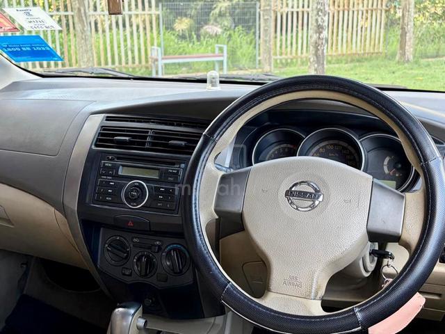 2010 Nissan LIVINA 1.6 X-GEAR (A) - 5