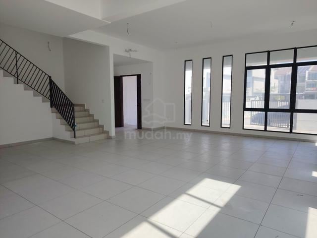 Three Storey Semi D Orchid Hill Batu 9 Cheras 1