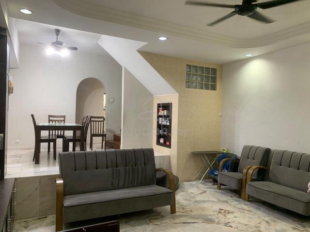 Double Storey House Taman Universiti Indah for " SALE “ 1
