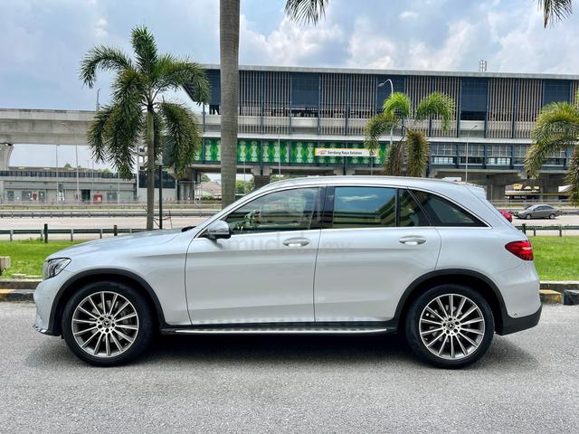 2017 Mercedes Benz GLC250 2.0 4MATIC AMG CKD ROOF - 2