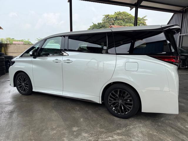 Toyota Vellfire 2.4 Z Premier ( 2025) - 4
