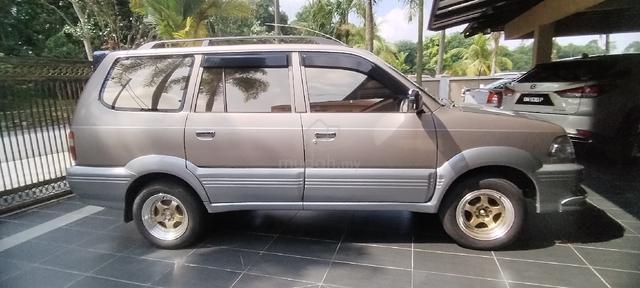 2004 Toyota UNSER 1.8 GLI FACELIFT (A) - 2