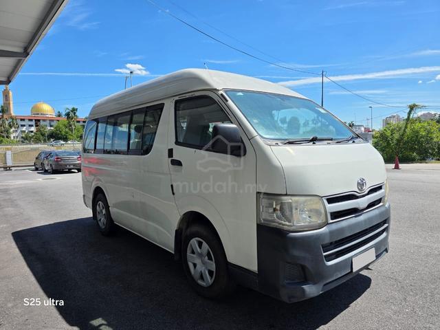 2013 Toyota HIACE 2.5 (M) WINDOW VAN - 3