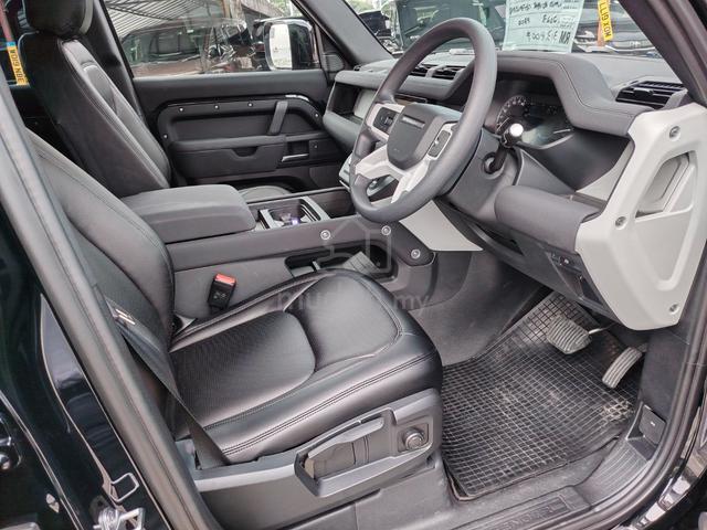 2023 Land Rover Defender 2.0 110S P300 Japan Spec - 5