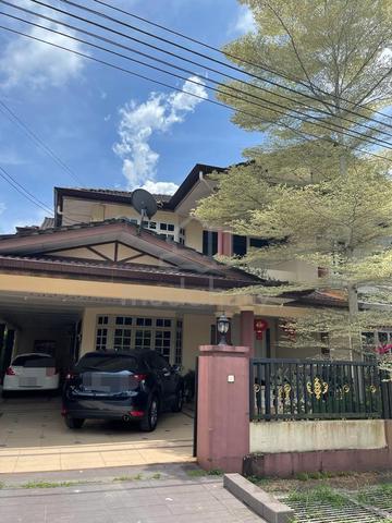 DOUBLE STOREY SEMI DETACHED FOR RENT At STAPOK KUCHING 1