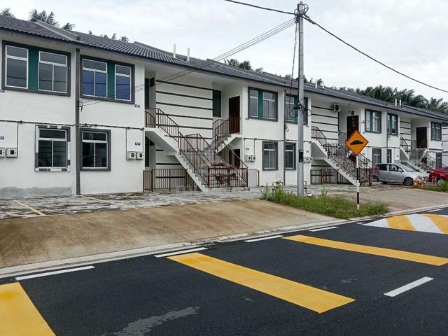 MURAH! Ground Floor Townhouse Taman Scientex Kulai 2 1