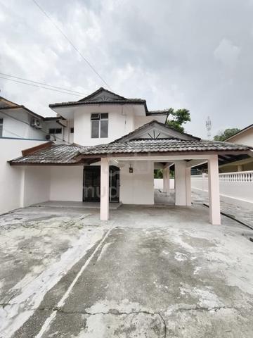 Bukit Kempas, Semi-D house, Original good condition, Below market 1