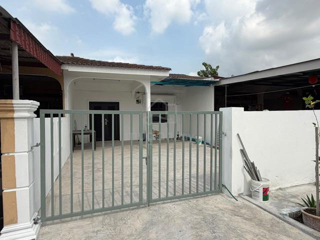 House For Rent (Tmn Ria,Kapar) 1
