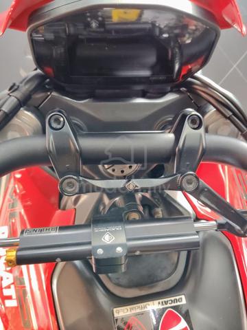Ducati Monster 937 - photo 10 of 12