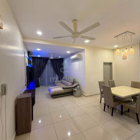 Straits Garden Condominium 1
