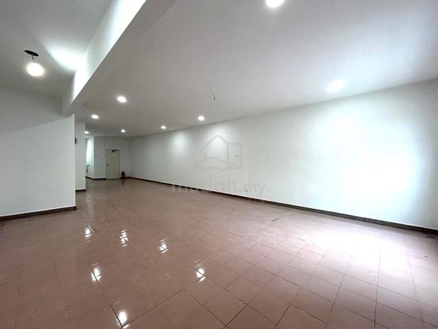 1585sqft 1st Floor Shoplot Karpal Singh Sungai Pinang Jelutong 1