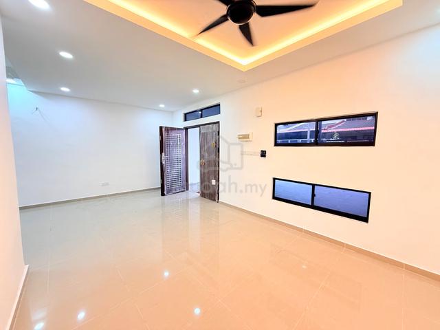 Double Storey Terrace Taman Sri Lalang Kota Tinggi Fully Renovated 1